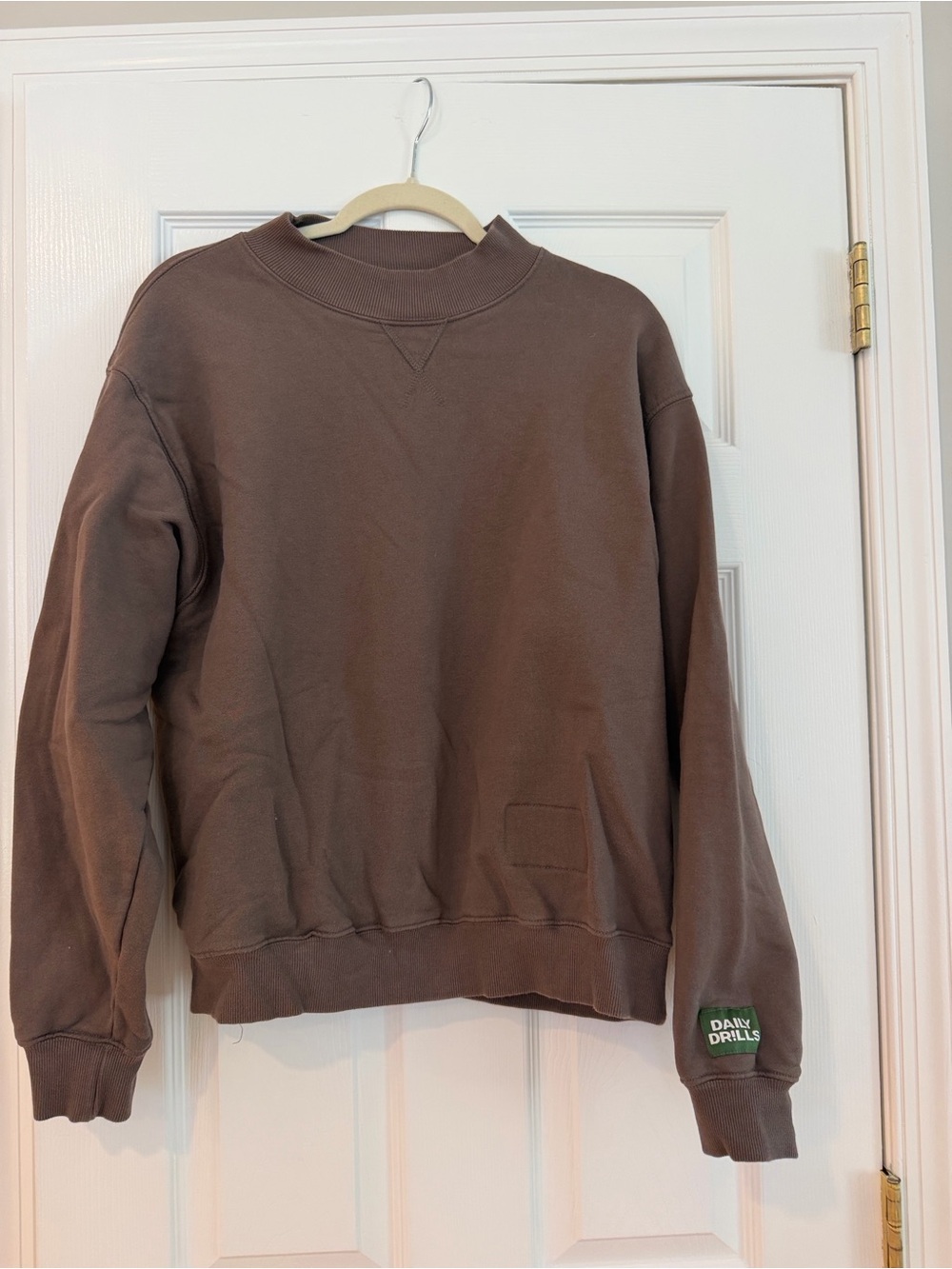 Daily Drills Womens Chocolate Brown Crewneck Sweatshirt, XS/S
